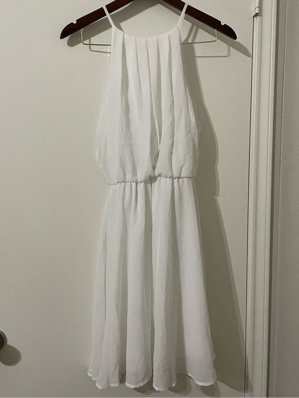 NWT Francesca’s Lush White Halter Mini Dress - Size M